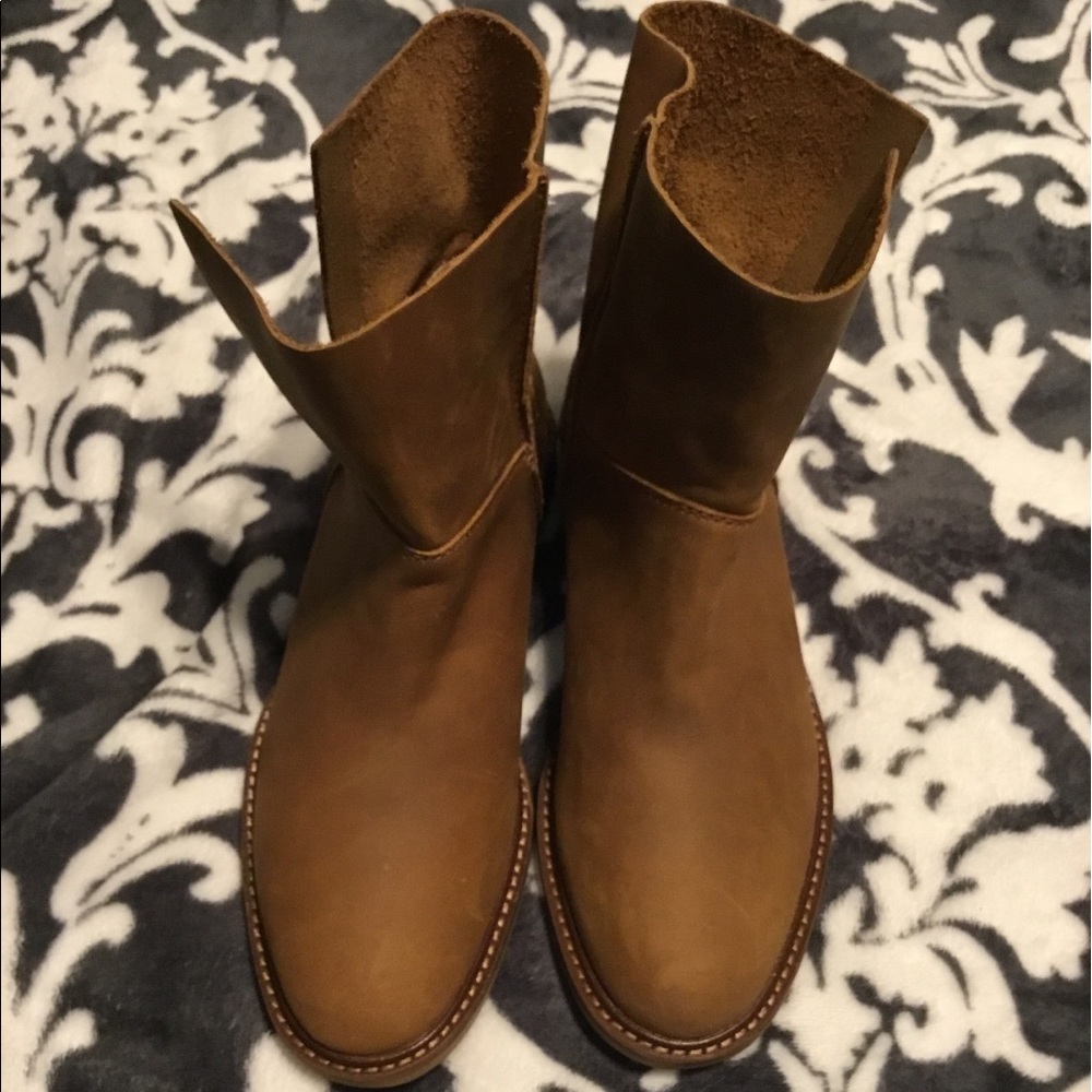 NWOT kelsi dagger 8